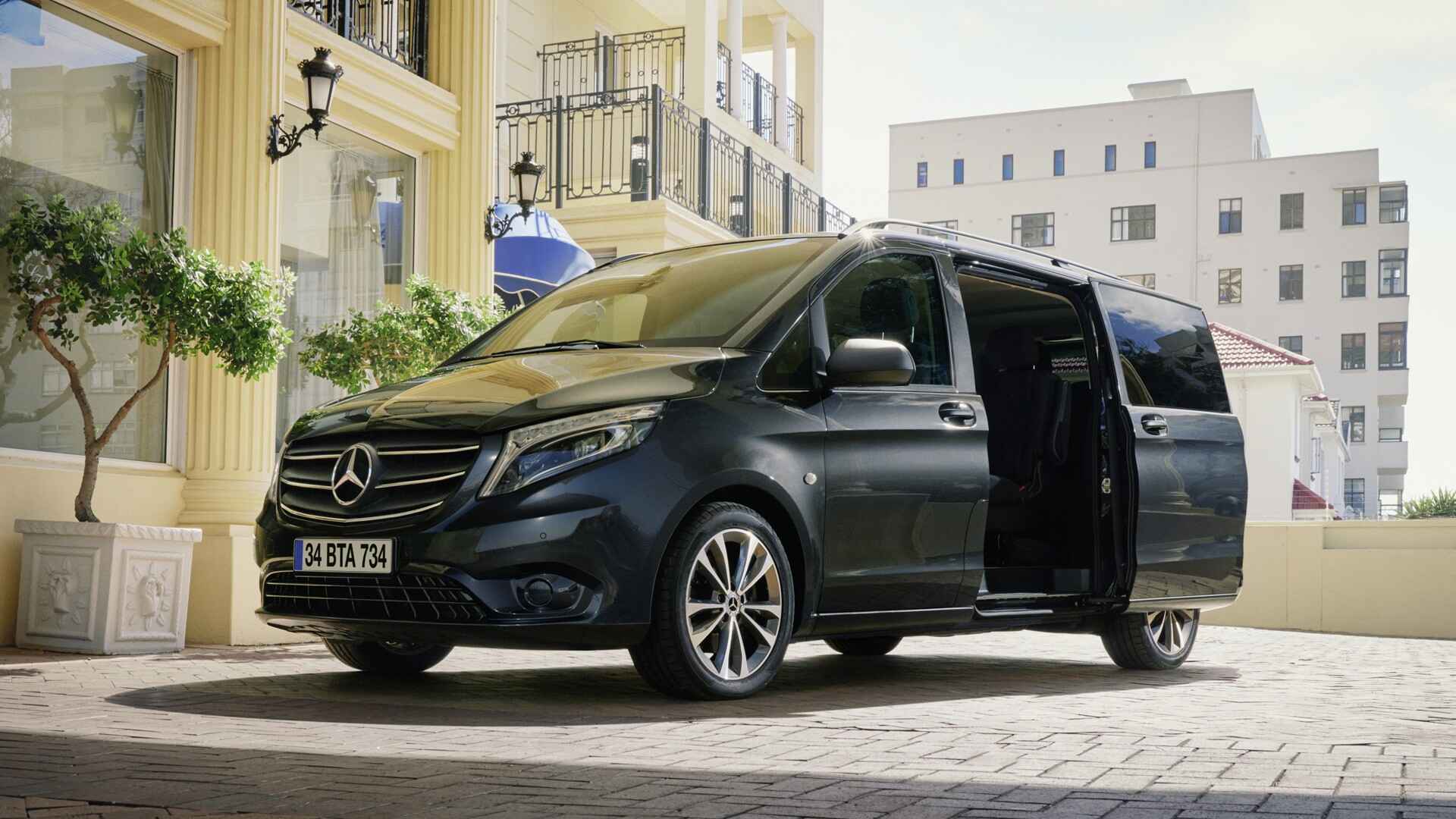 VIP Transfer Mercedes Vito